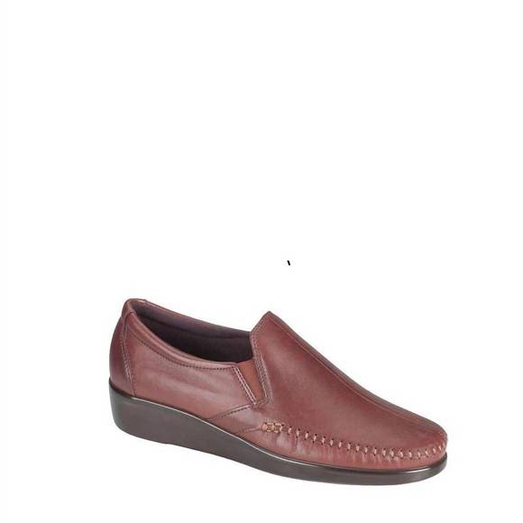 NEW SAS women dream loafer slip-on - d/medium width in brown